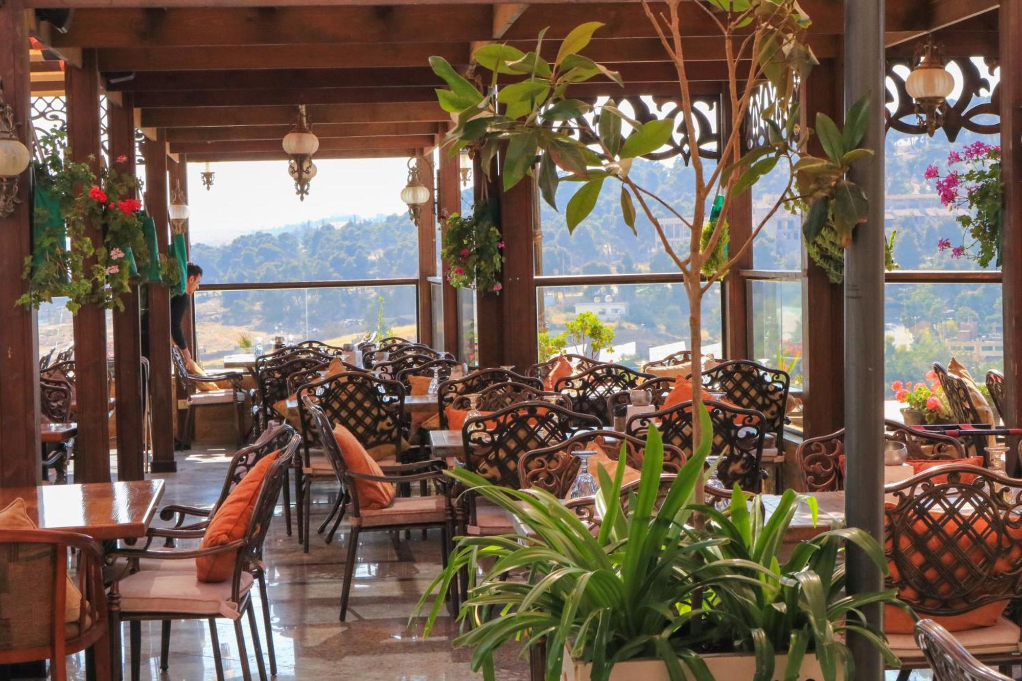 Opal Hotel Amman Bagian luar foto