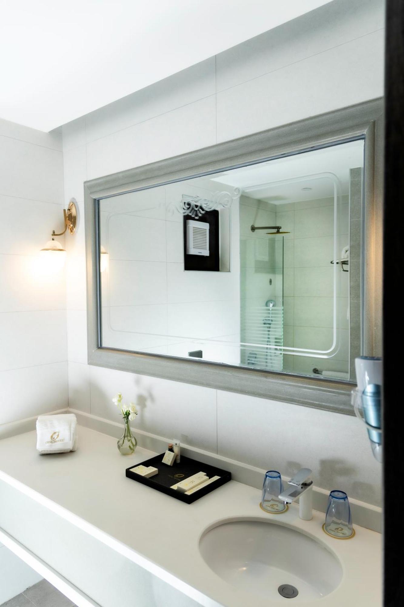 Opal Hotel Amman Bagian luar foto