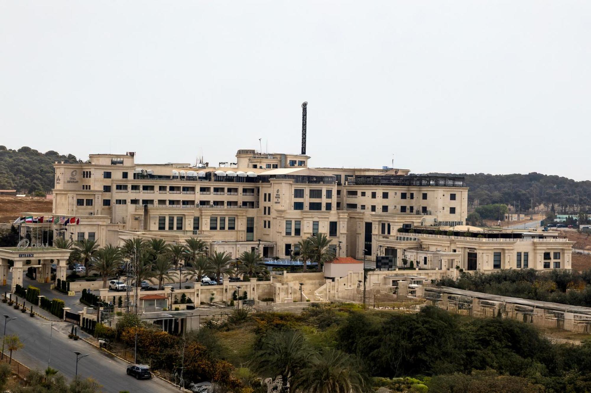 Opal Hotel Amman Bagian luar foto